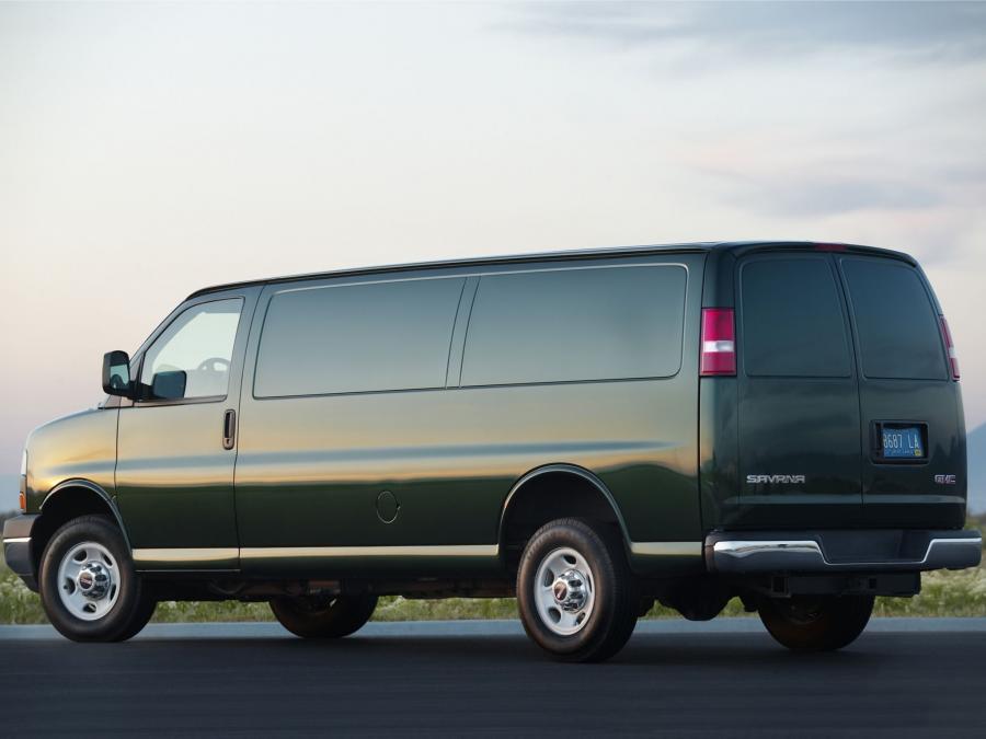  GMC Savana G2500 Cargo Van 2006 года  (фото 3 из 6)